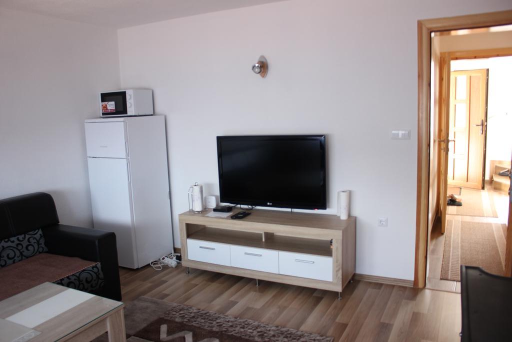 Apartments Zoni Vlašić Zewnętrze zdjęcie